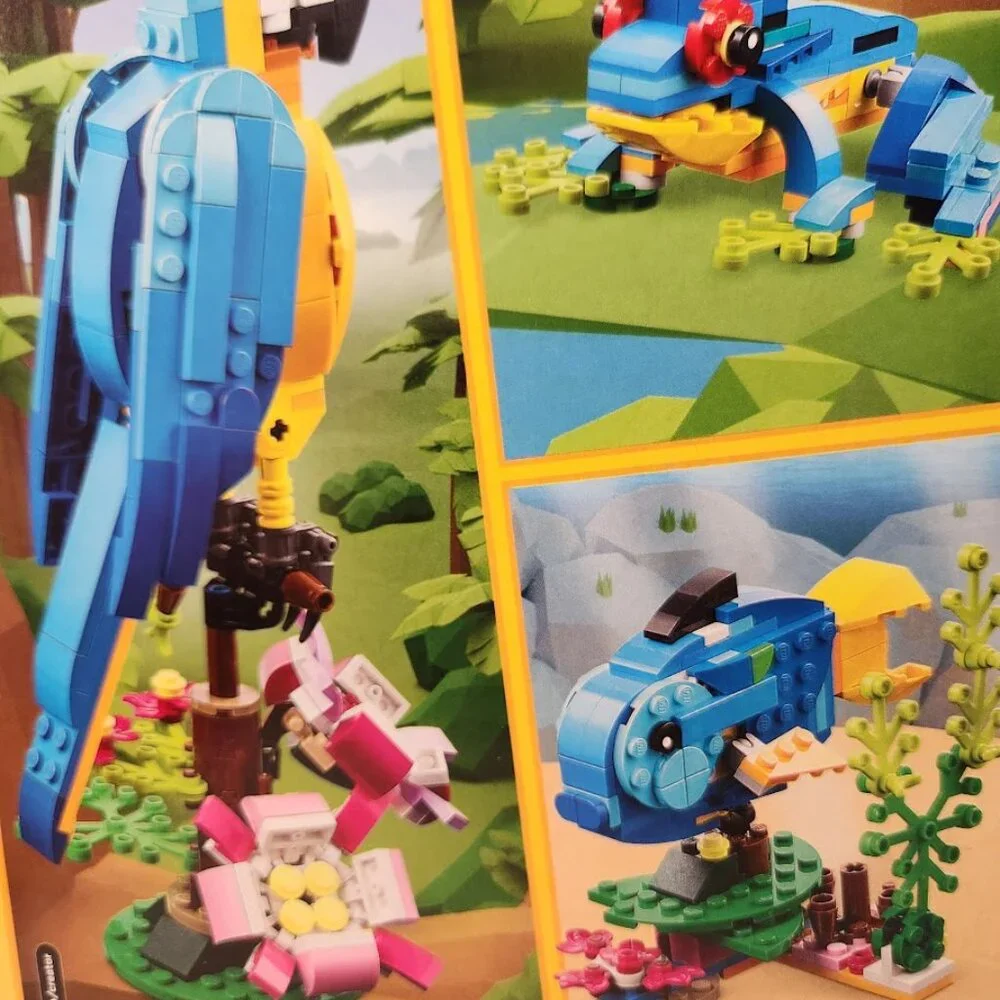 Lego Creator 3in1 Exotic Parrot Macaw Fish Frog Lego Set 253 Pieces CHRISTMAS